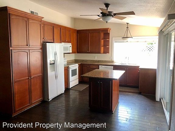 2nd image of 567 Branham Ln