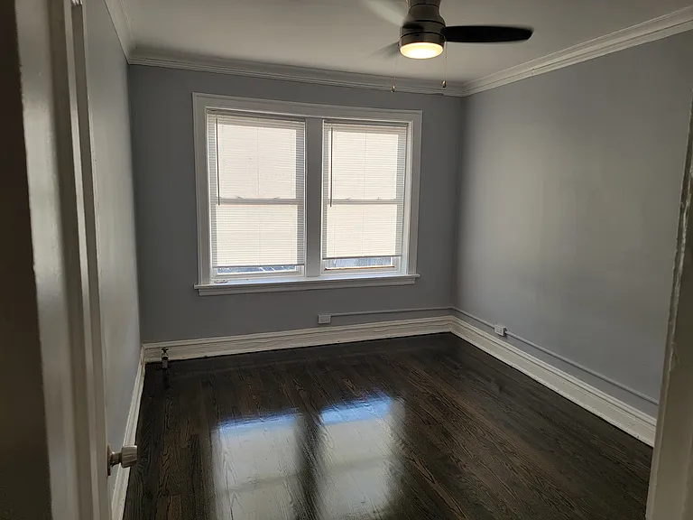1748 W Albion Ave — Photo 7