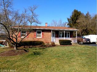 5812 Hanna Rd, Sykesville, MD 21784