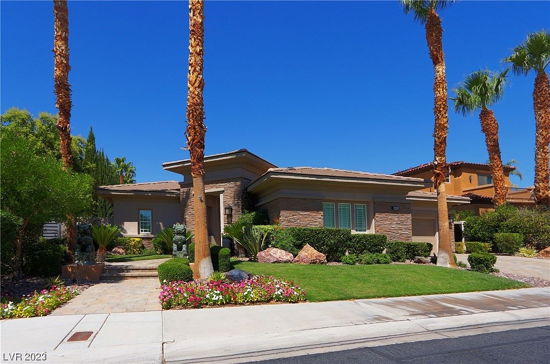 3209 Turtle Head Peak Dr