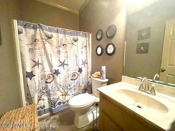 5th image of 103 White Tail Dr