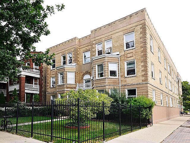 1st image of 1226 W Sunnyside Ave #2