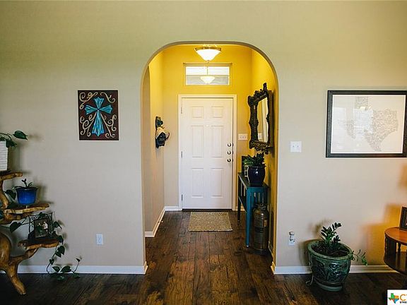 3rd image of 1501 Neuberry Cliffe