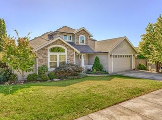 3880 Crystal Springs Dr, Medford, OR
