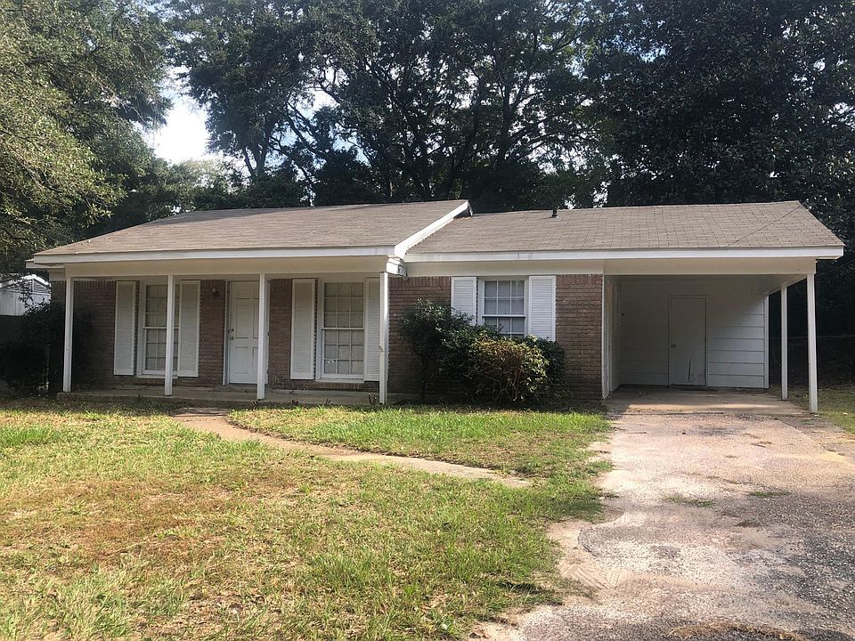 Front view to include carport