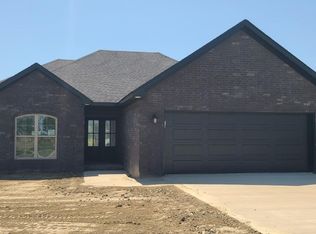 213 Quincy Cir, Trumann, AR 72472