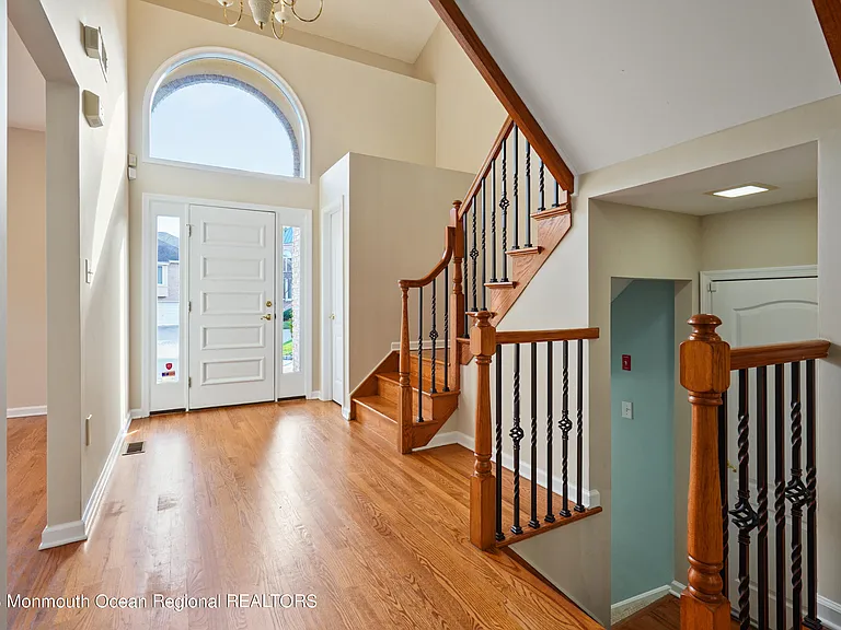 194 Pelican Ct — Photo 4