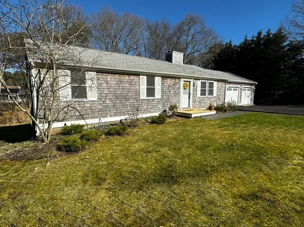 2 S Precinct Rd, Barnstable, MA 02630