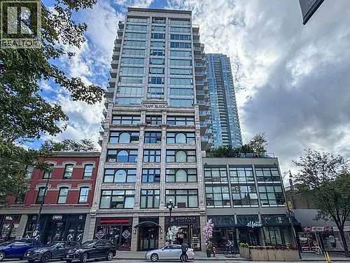 668 Columbia St #1011 Photo 1