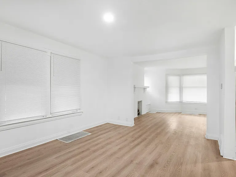 14608 Alder Ave — Photo 7