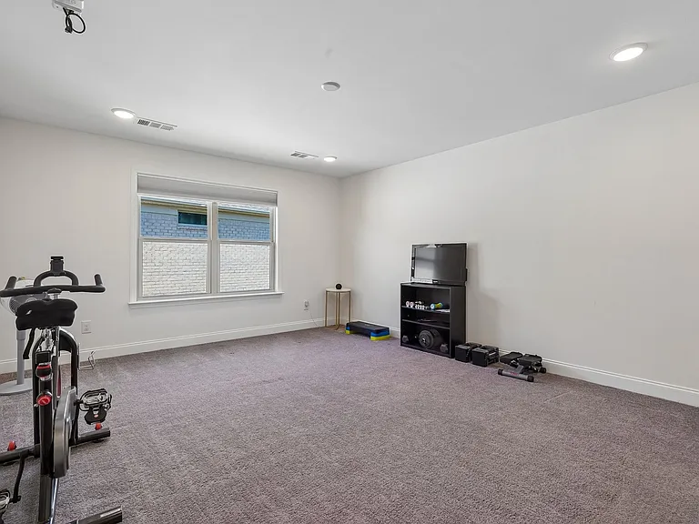 222 Rosemary Way — Photo 23