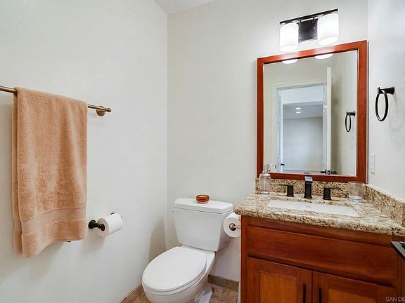 5th image of 1418 Pacific Beach Dr