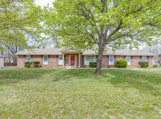 110 Walnut Ln, Columbia, TN 38401