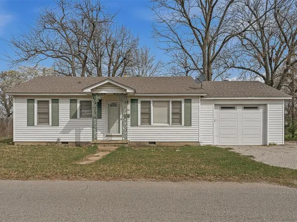 1820 Dixie Roadway St, Kennett, MO 63857