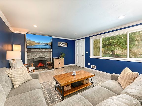 3rd image of 22805 N River Drive