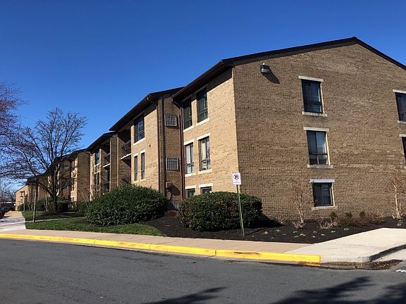 2nd image of 561 Florida Ave APT T3