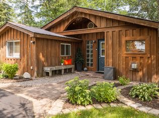 6941 Fennell Ln, Ottawa, ON K0A2E0