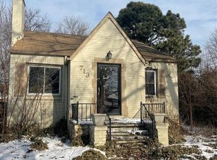 713 E Chesterfield St, Ferndale, MI 48220