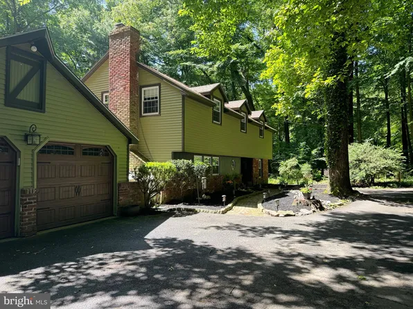 3861 Dogwood Ln, Doylestown, PA 18902