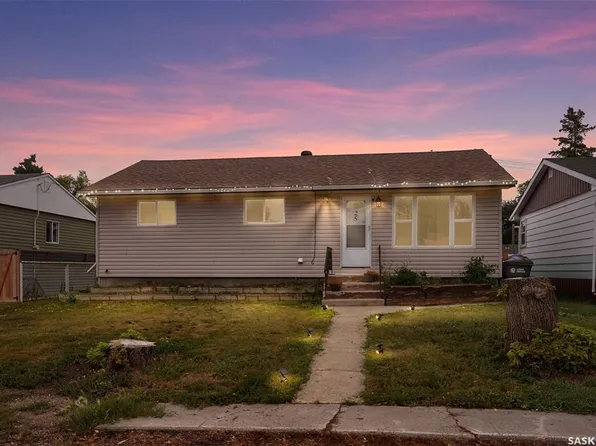 25 JARVIS STREET, Qu'Appelle, SK S0G 4A0