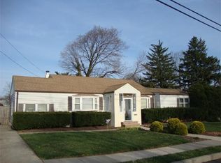 1 Cypress Ave, North Brunswick, NJ 08902