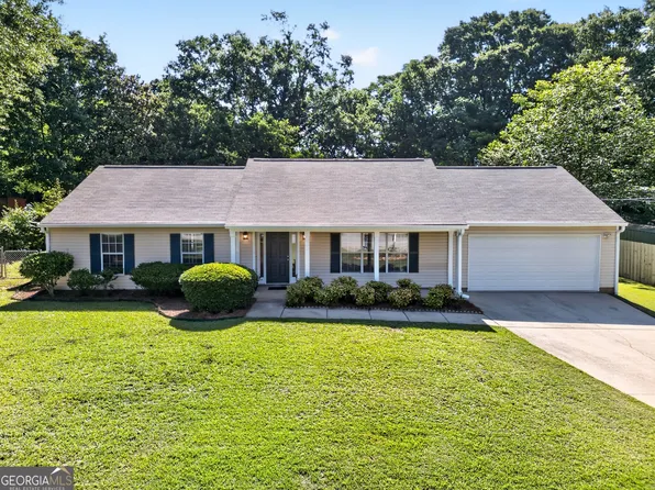 35 Sunnybrook Dr, McDonough, GA 30253
