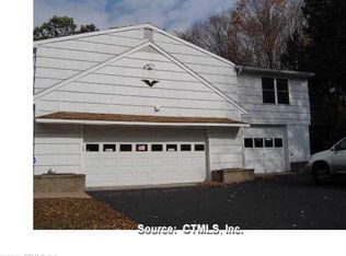 359 Totoket Rd, North Branford, CT 06471