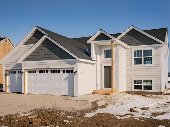 4717 7th St NE, Saint Cloud, MN 56304
