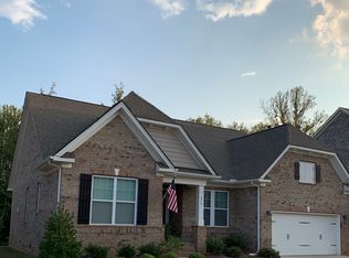 216 Alexandria Dr, Mooresville, NC 28115