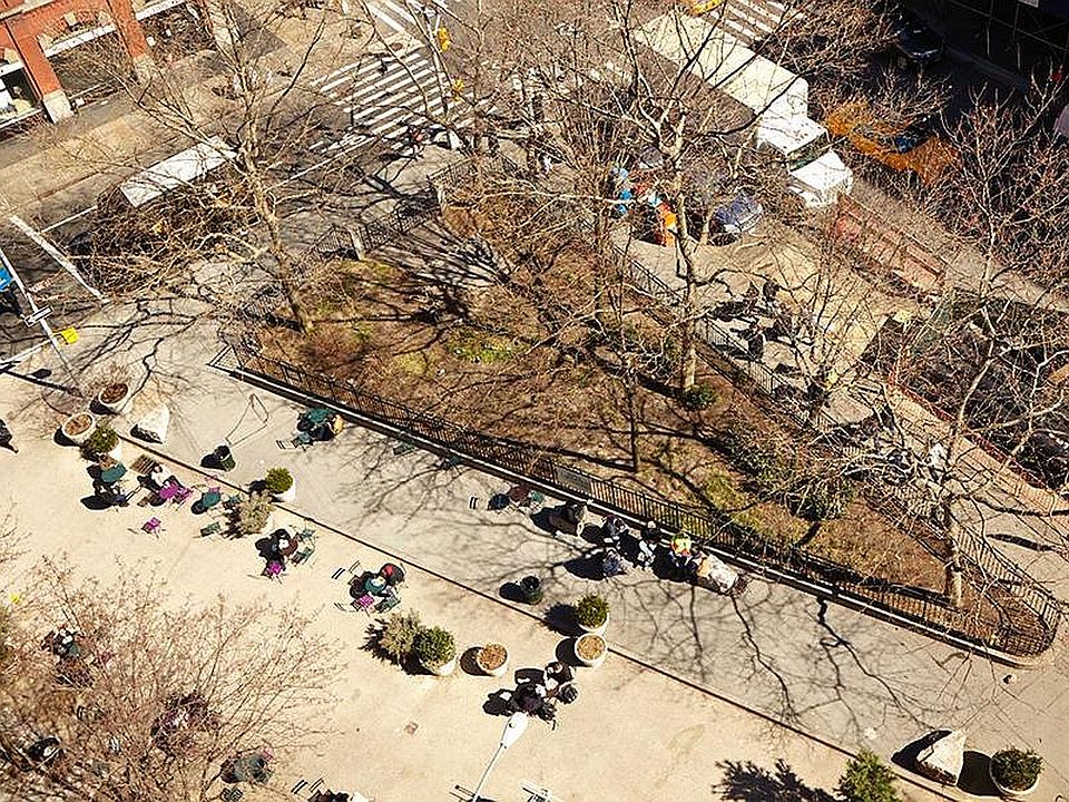 1st image of 139 Chambers St Unit 8