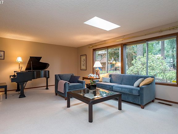 4th image of 7518 NE 69th St