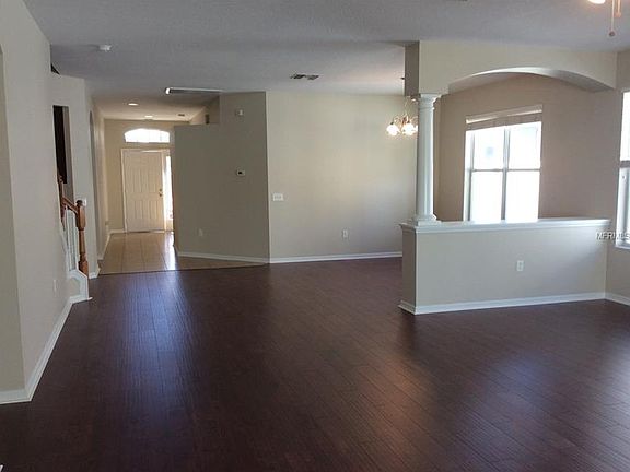 5th image of 414 Westchester Hills Ln