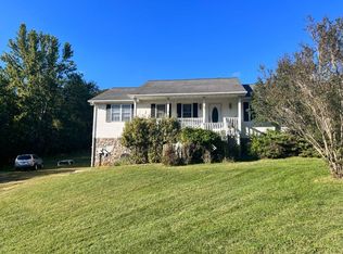 108 Woodthrush Dr, Vinton, VA 24179