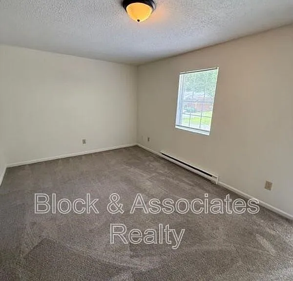 118 Reece Ct #H — Photo 4