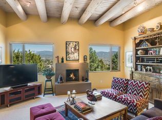 114 The High Rd, Santa Fe, NM 87507