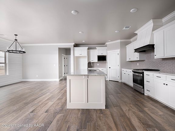4th image of 20461 Firefly Ln
