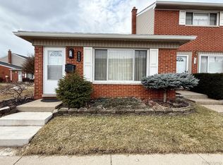 8053 Coventry St, Westland, MI 48185