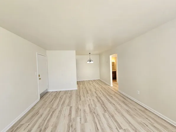 1878 W Thirteen Mile Rd #3, Madison Heights, MI 48071