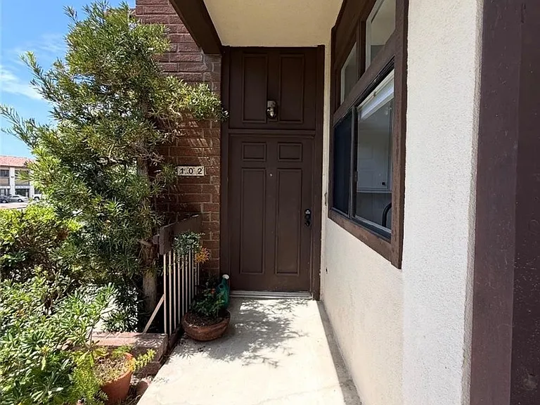 2322 Palos Verdes Dr W #102 — Photo 19