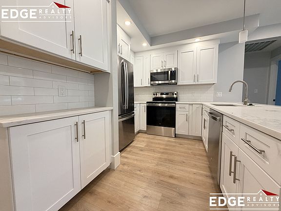 2nd image of 124 Kenrick St #8A