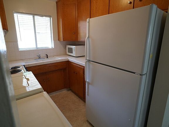 4th image of 2222 11th Ave #1