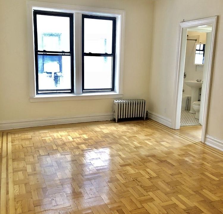 2nd image of 4323 40th St APT 3f