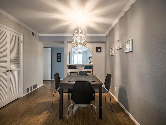 4th image of 2425 Ashdale Dr APT 91