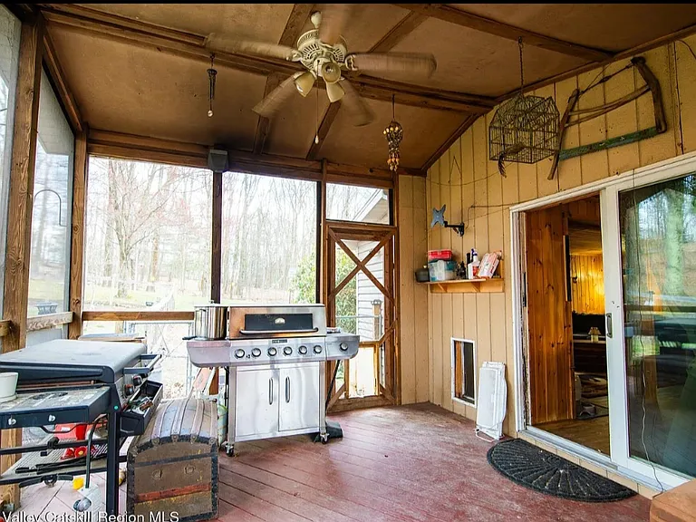 26 Rapp Rd — Photo 2