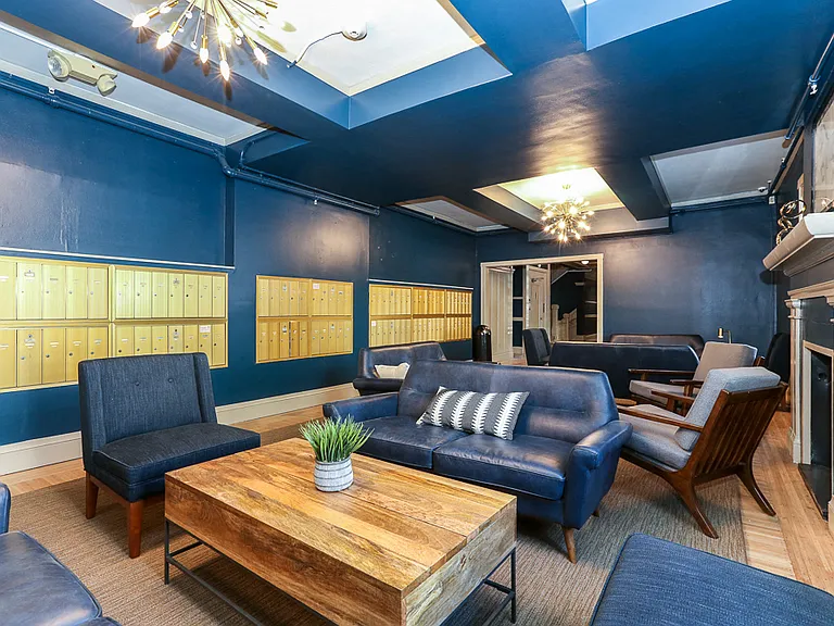 1499 California St. — Photo 3