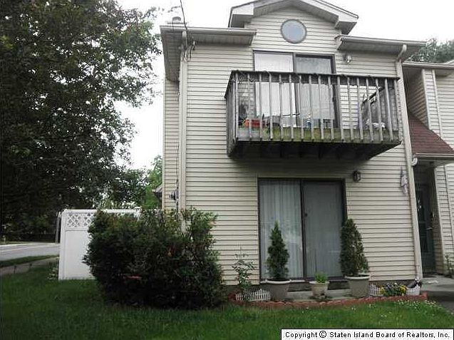 1st image of 322A Miles Ave #322