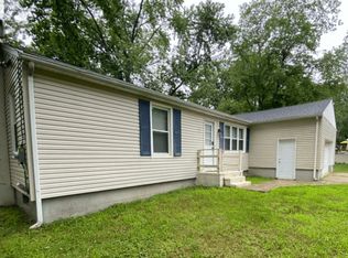 12 Malsbury Ln, Cream Ridge, NJ 08514