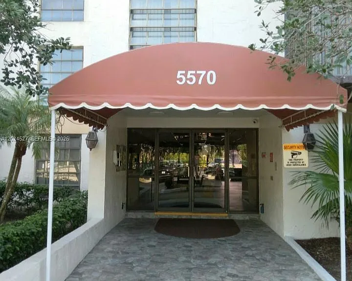 5570 NW 44th St #507A — Photo 2