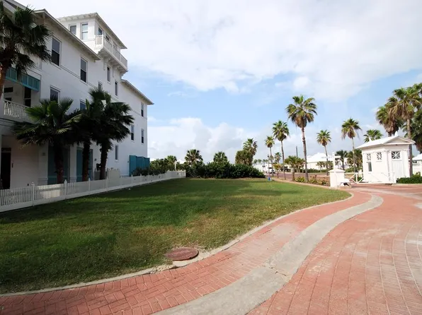 8243 Breakers Blvd, South Padre Island, TX 78597