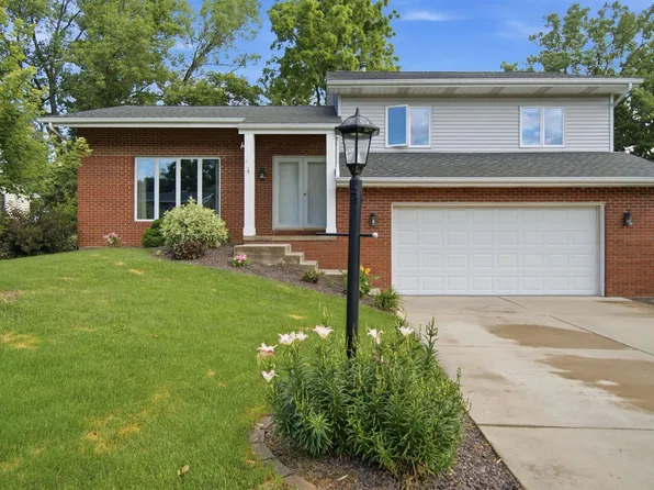 1703 W Northedge Ct, Dunlap, IL 61525